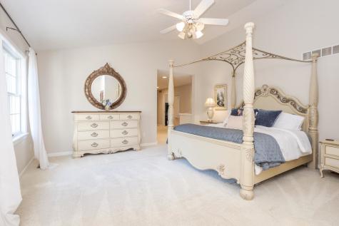 15626 East 910 North Road Bloomington IL 61705