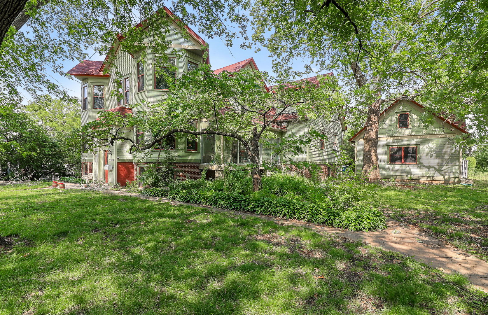 4533 Highland Avenue Downers Grove IL 60515