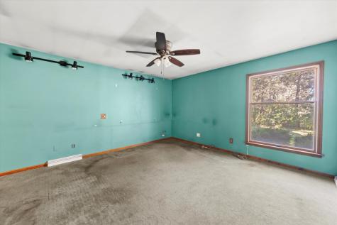 1940 West Eagle Lake Road Beecher IL 60401