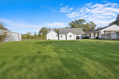 1940 West Eagle Lake Road Beecher IL 60401