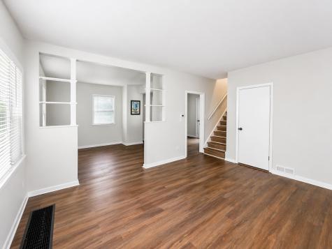1911 Hebron Avenue Zion IL 60099