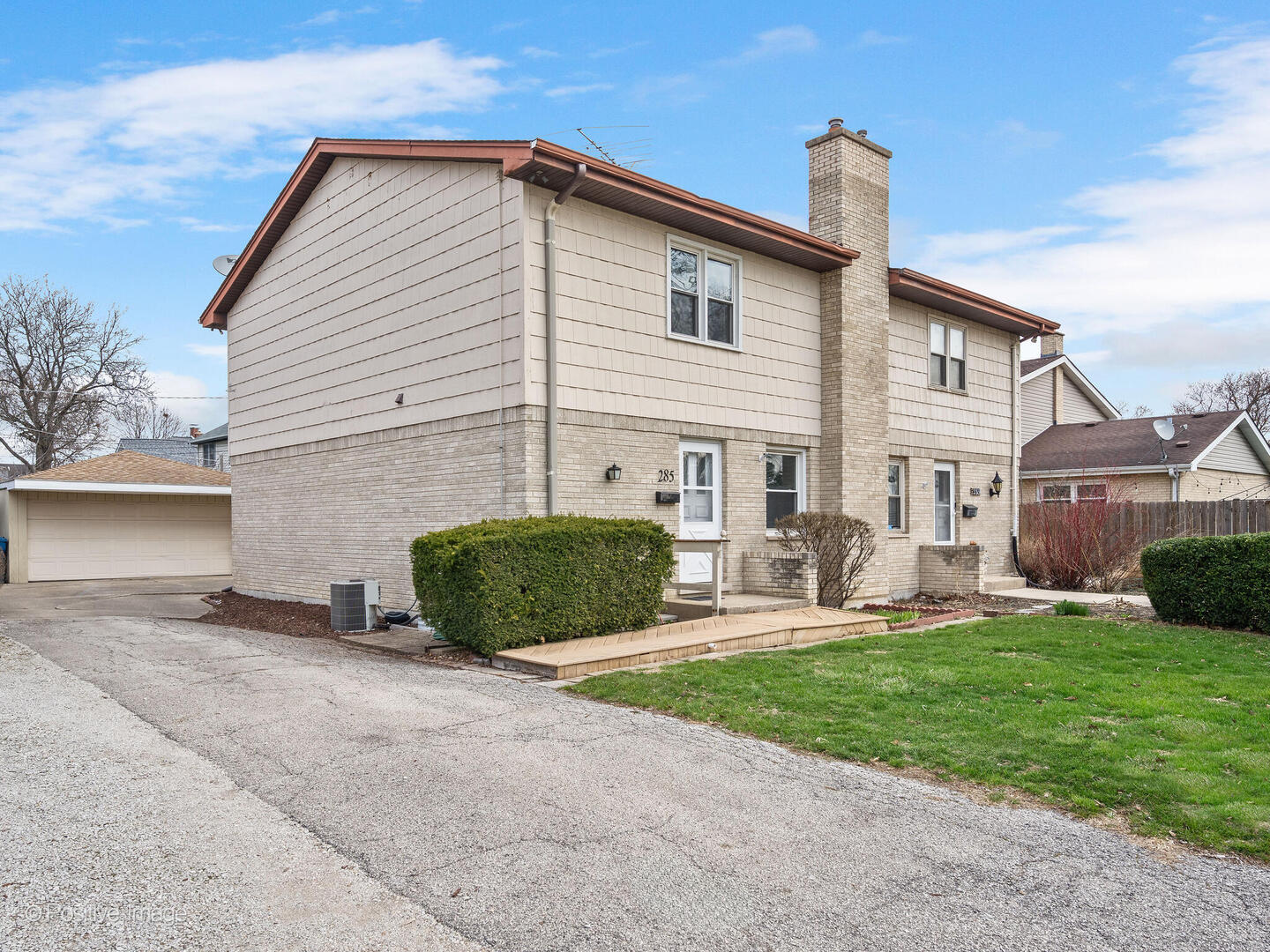 285 East 1st Street Elmhurst IL 60126