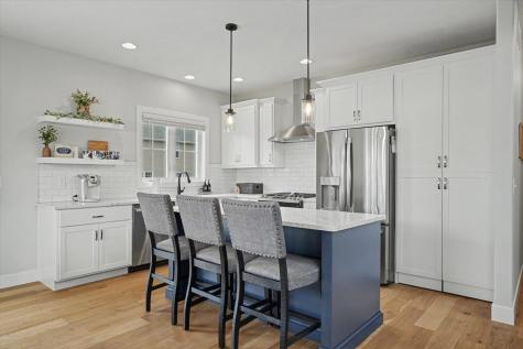 512 Wheatley Drive Mahomet IL 61853