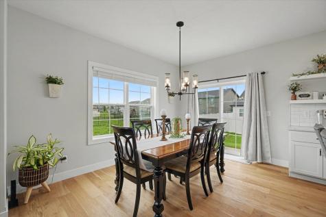 512 Wheatley Drive Mahomet IL 61853