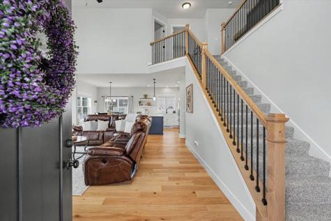 512 Wheatley Drive Mahomet IL 61853