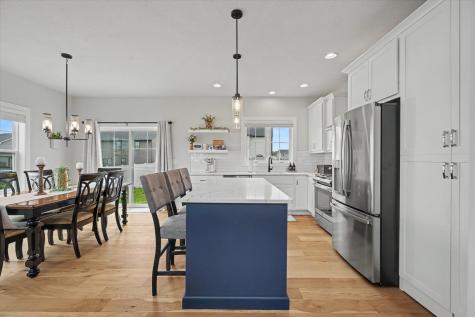 512 Wheatley Drive Mahomet IL 61853