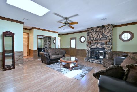 108 Cedar Circle Streamwood IL 60107
