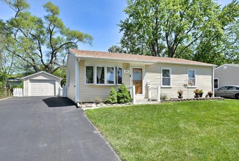 108 Cedar Circle Streamwood IL 60107