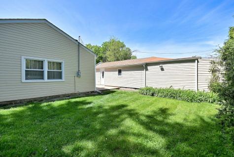 108 Cedar Circle Streamwood IL 60107