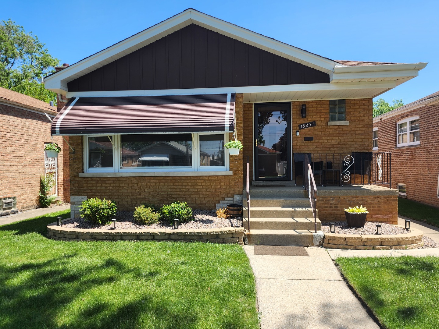 13821 South Tracy Avenue Riverdale IL 60827