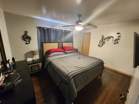 13821 South Tracy Avenue Riverdale IL 60827