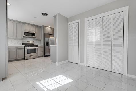 407 North West Avenue Elmhurst IL 60126