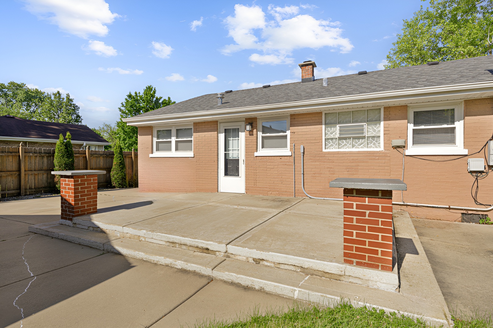 407 North West Avenue Elmhurst IL 60126