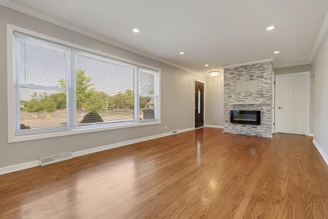 407 North West Avenue Elmhurst IL 60126