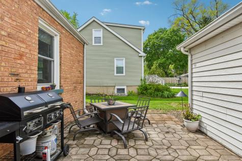 836 Lyford Lane Wheaton IL 60189