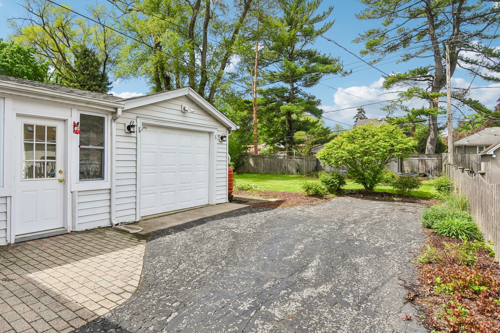 836 Lyford Lane Wheaton IL 60189