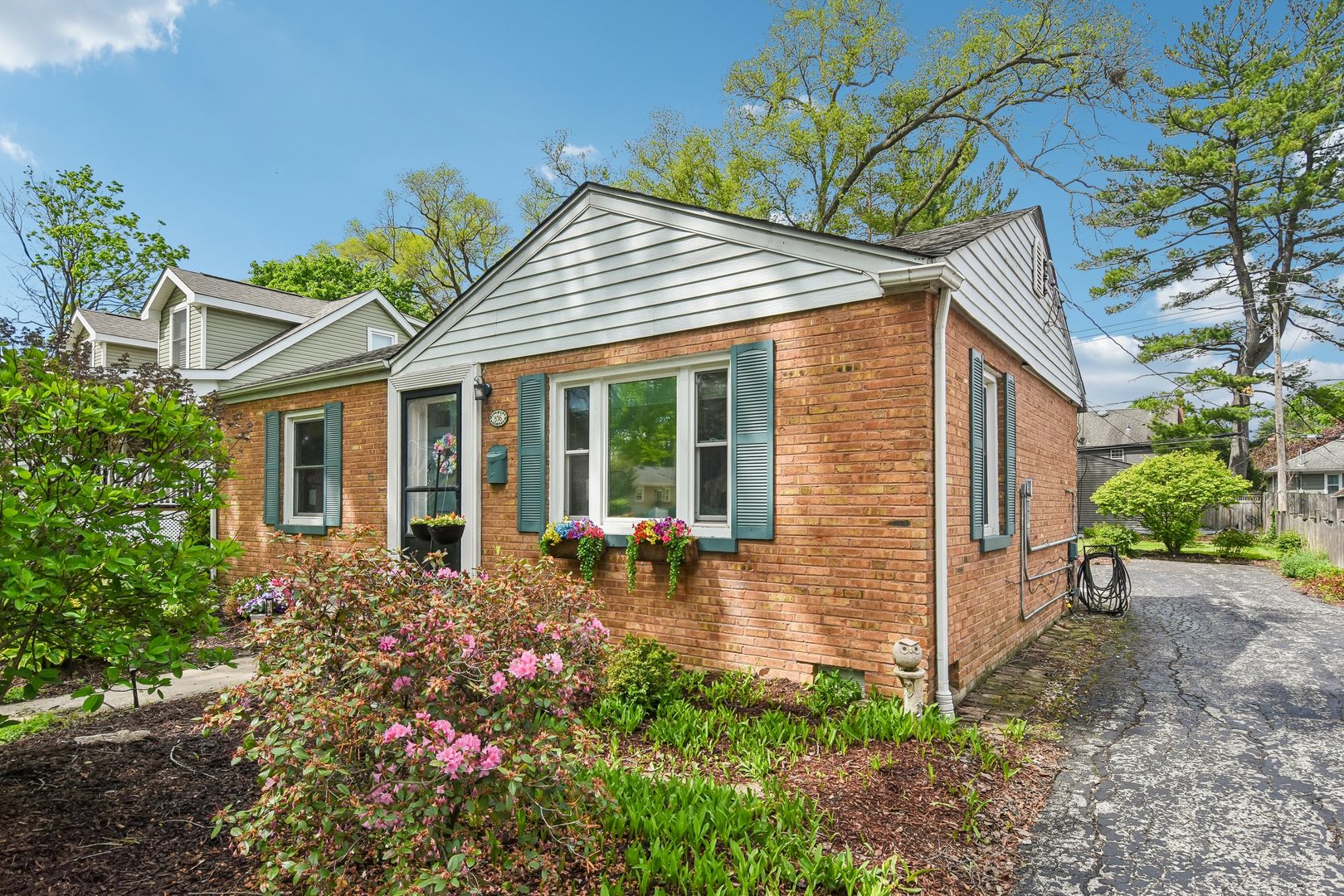 836 Lyford Lane Wheaton IL 60189