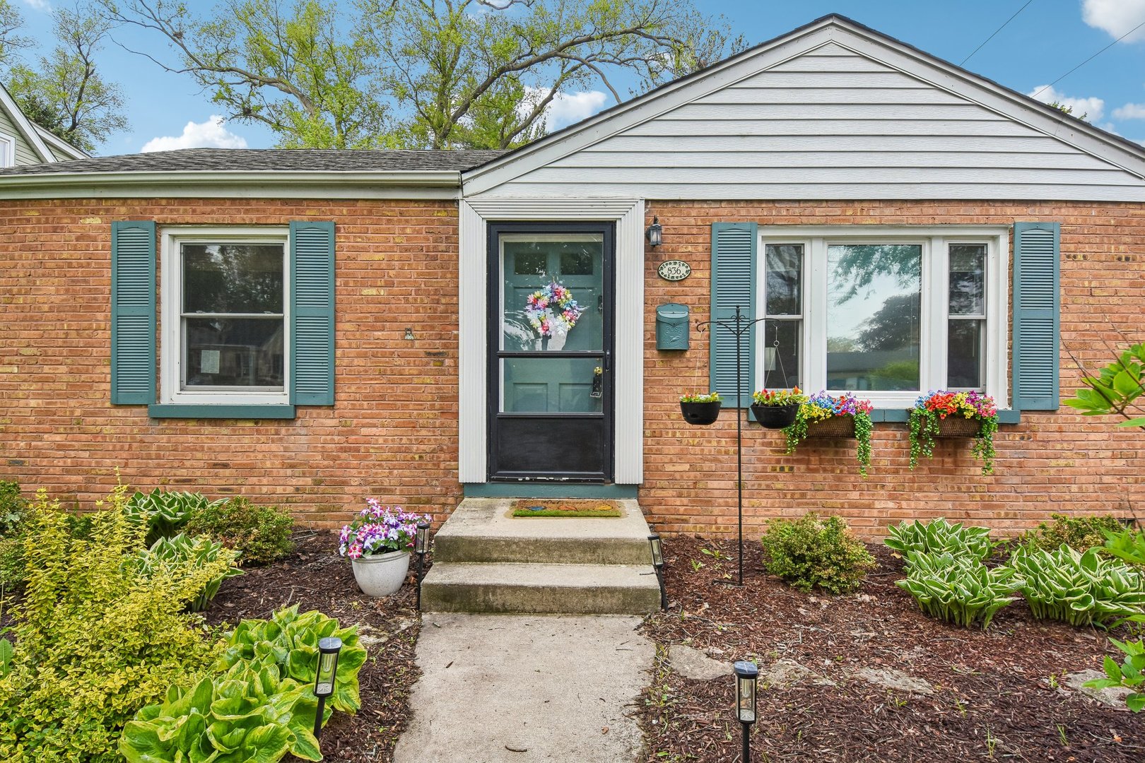 836 Lyford Lane Wheaton IL 60189
