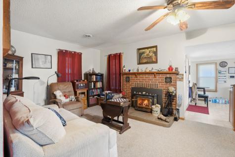104 1ST Street E Lyndon IL 61261