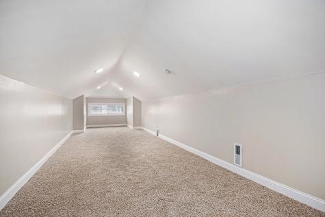 26 East 157th Street South Holland IL 60473
