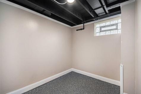 26 East 157th Street South Holland IL 60473