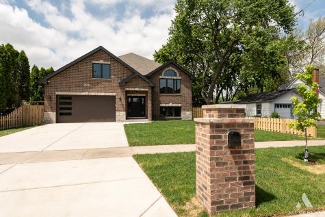 8650 Lockwood Avenue Burbank IL 60459