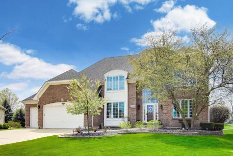 1N644 Woodhall Court Winfield IL 60190