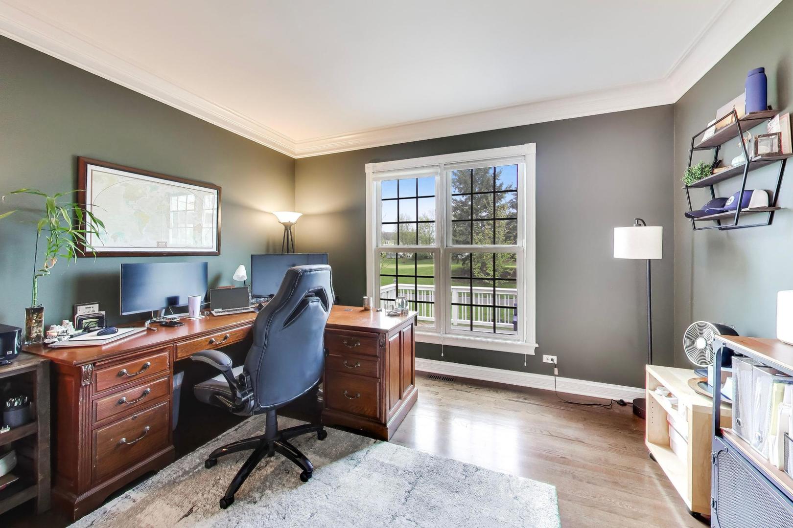 1N644 Woodhall Court Winfield IL 60190
