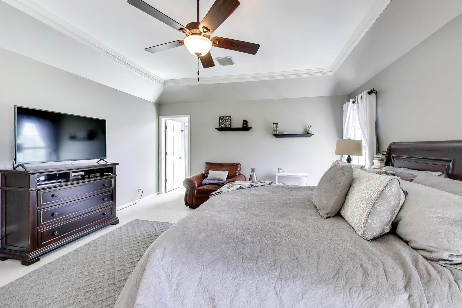 1N644 Woodhall Court Winfield IL 60190