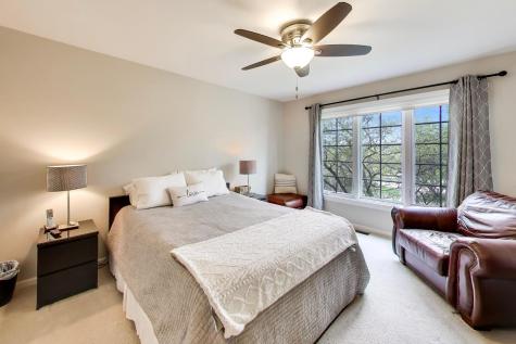 1N644 Woodhall Court Winfield IL 60190