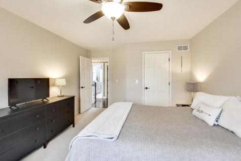 1N644 Woodhall Court Winfield IL 60190