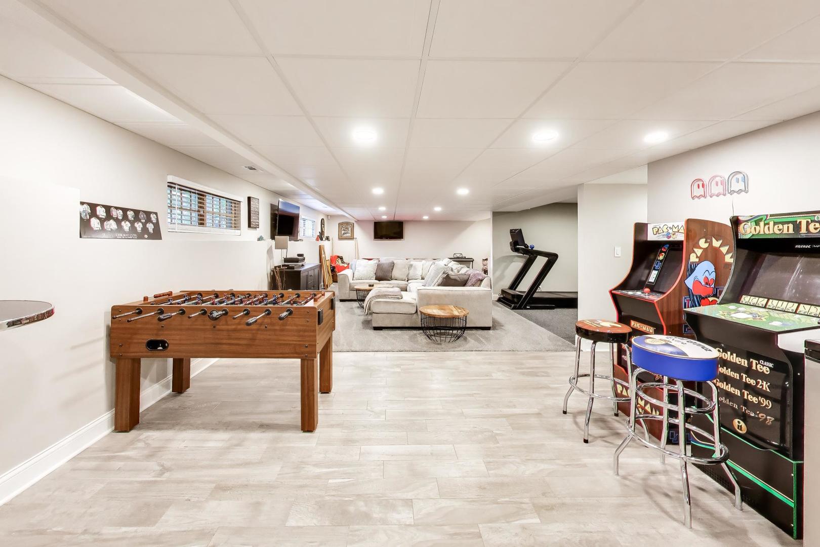 1N644 Woodhall Court Winfield IL 60190