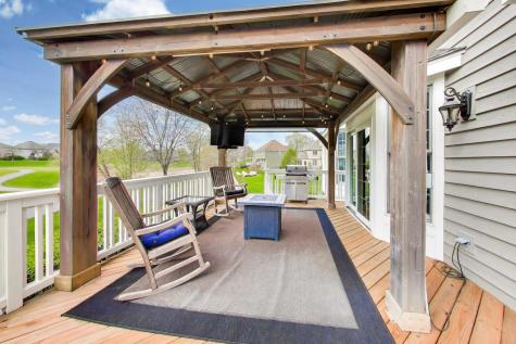 1N644 Woodhall Court Winfield IL 60190