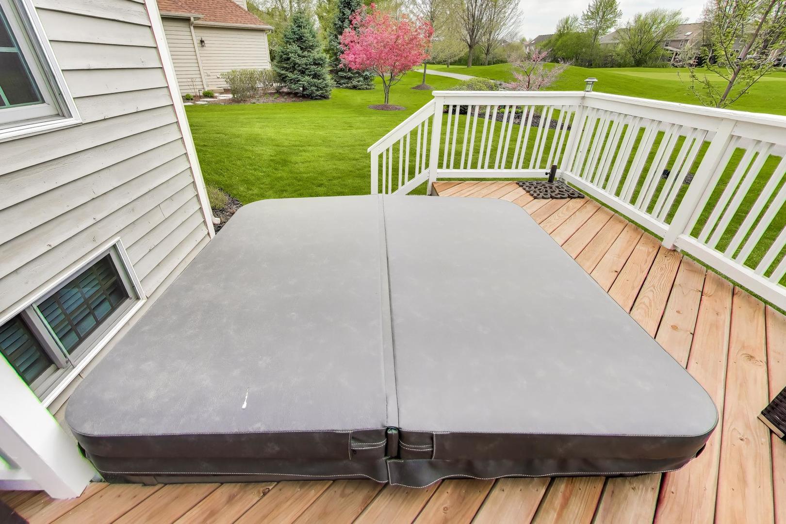 1N644 Woodhall Court Winfield IL 60190