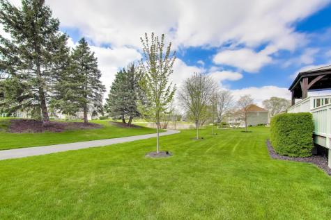 1N644 Woodhall Court Winfield IL 60190