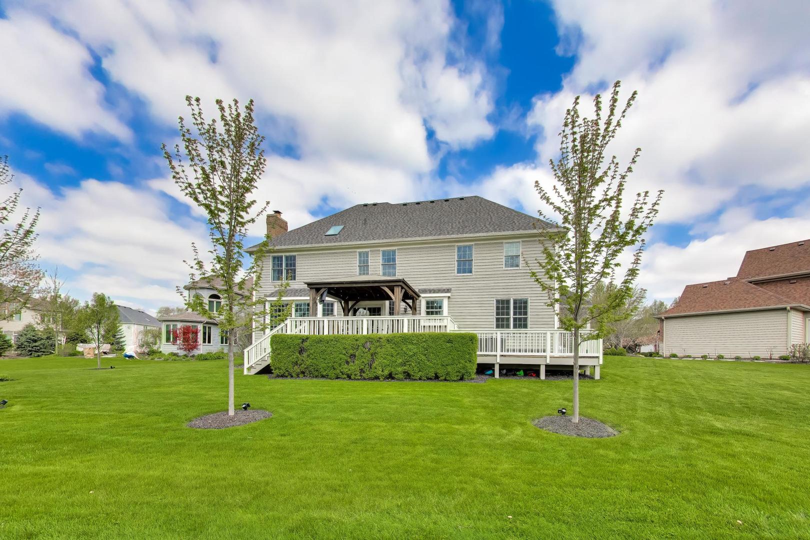 1N644 Woodhall Court Winfield IL 60190