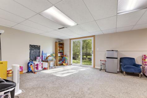 9825 Debbie Lane Machesney Park IL 61115