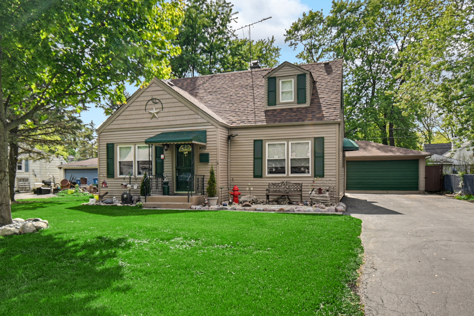 14332 Knox Avenue Midlothian IL 60445