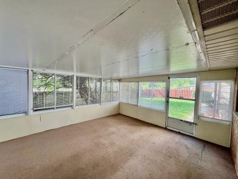 16046 Prairie Avenue South Holland IL 60473