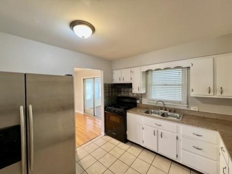 16046 Prairie Avenue South Holland IL 60473