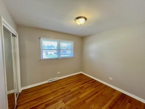 16046 Prairie Avenue South Holland IL 60473