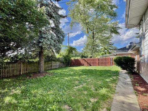 16046 Prairie Avenue South Holland IL 60473
