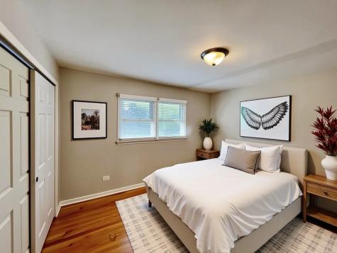 16046 Prairie Avenue South Holland IL 60473