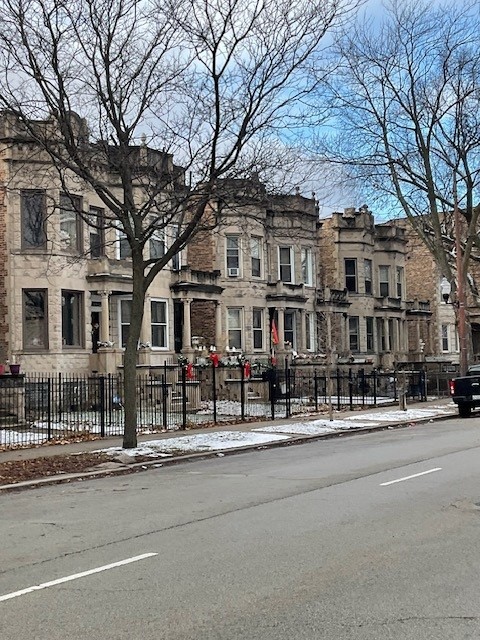 5716 South Indiana Avenue Chicago IL 60637