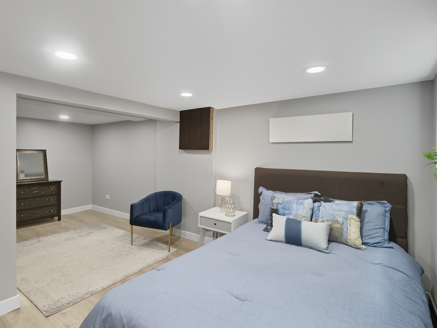 8442 South Kingston Avenue Chicago IL 60617