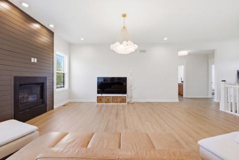 391 Teaberry Court Roscoe IL 61073