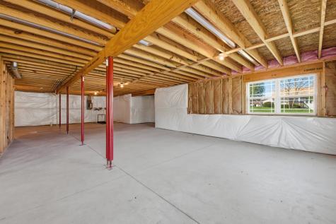 391 Teaberry Court Roscoe IL 61073