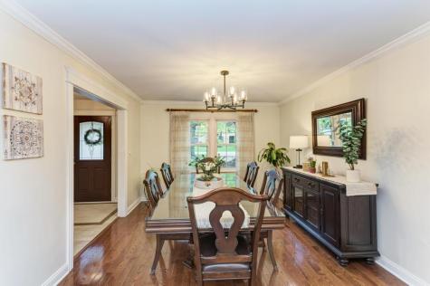 10S607 Glenn Drive Burr Ridge IL 60527
