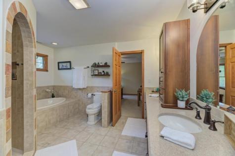 10S607 Glenn Drive Burr Ridge IL 60527