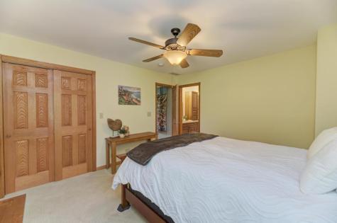10S607 Glenn Drive Burr Ridge IL 60527